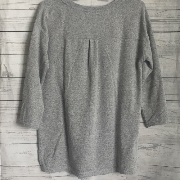 Calvin Klein Sweater ‼️final markdown‼️ - Picture 3 of 6